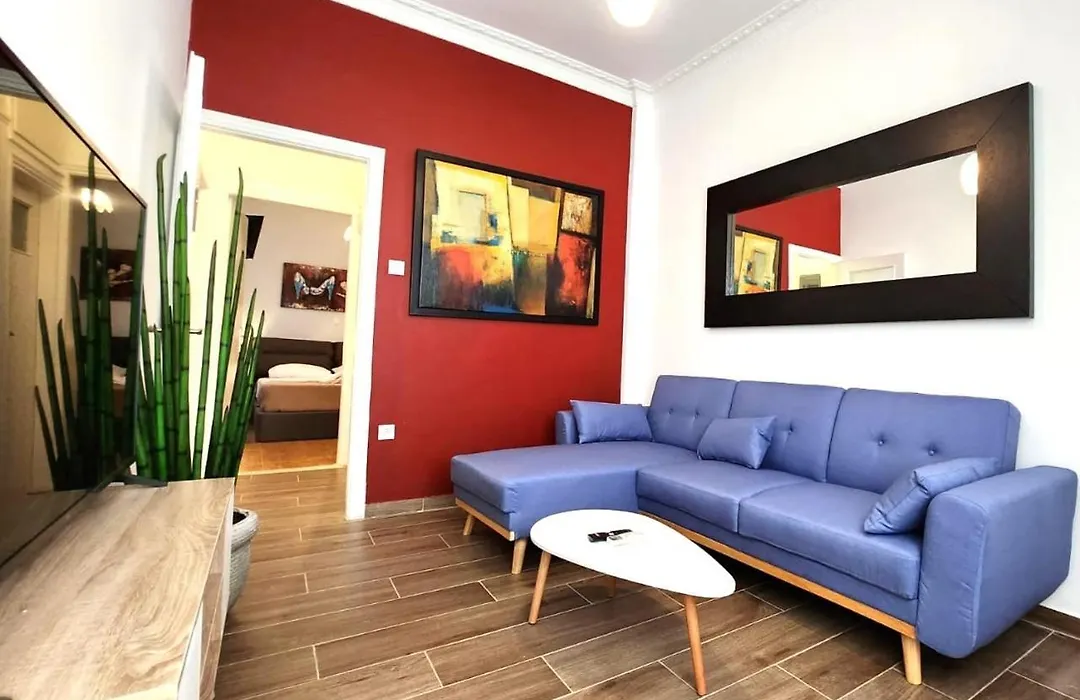 Gazi Apartment With Breakfast-1