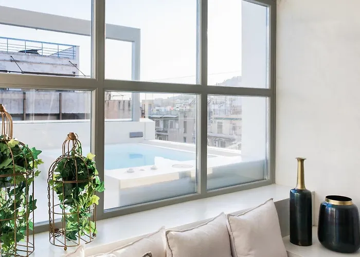 Acron Suites & Apartments